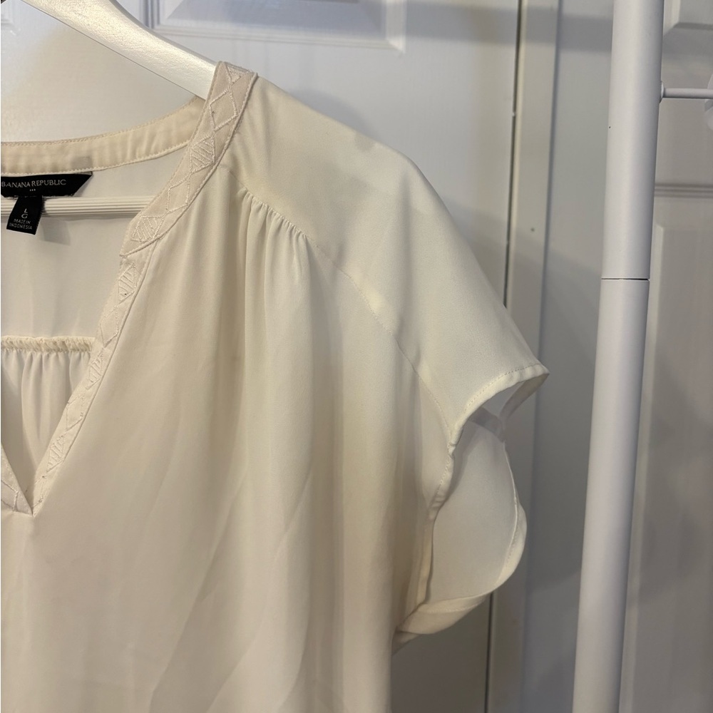 Banana Republic White Short Sleeve Blouse Size Large - Picture 4 of 11